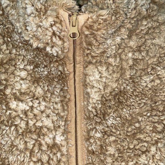 Sabrina Lauren tan zippered vest size small - Picture 3 of 6